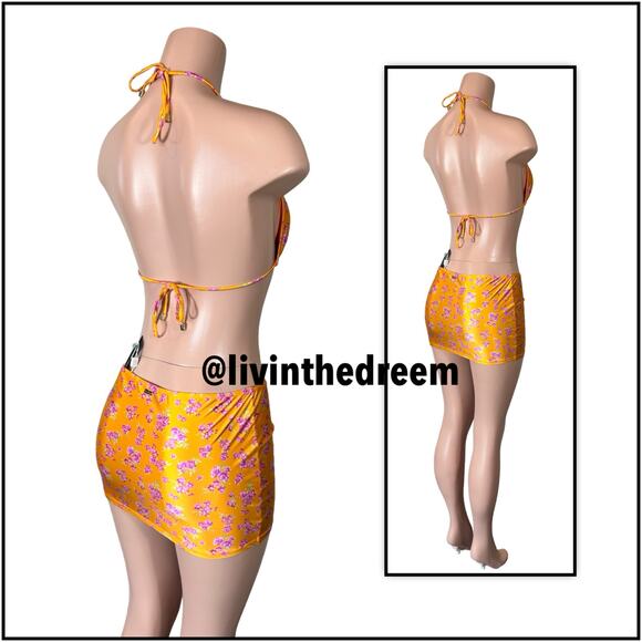 Beach Bunny Luna Mini Skirt - Orange Ditsy Floral SZ L $78 - Picture 9 of 12